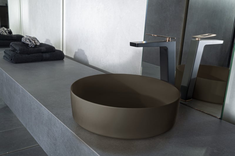 Solid surface waskom Tess moka